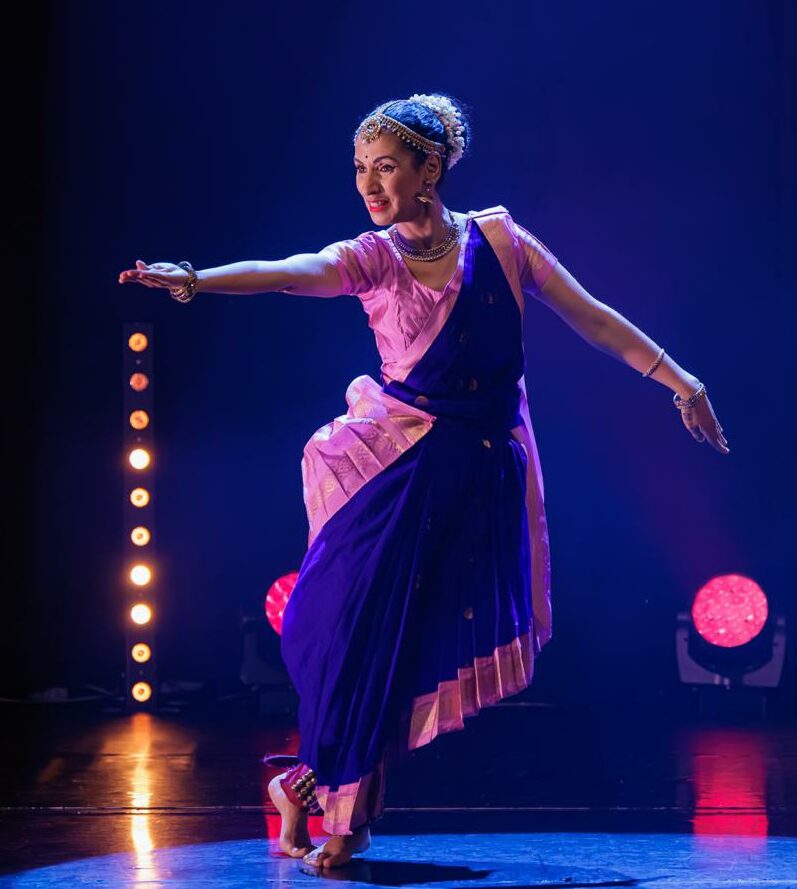 Dounia danseuse Bharatanatyam au Trocadéro de Liège 2026